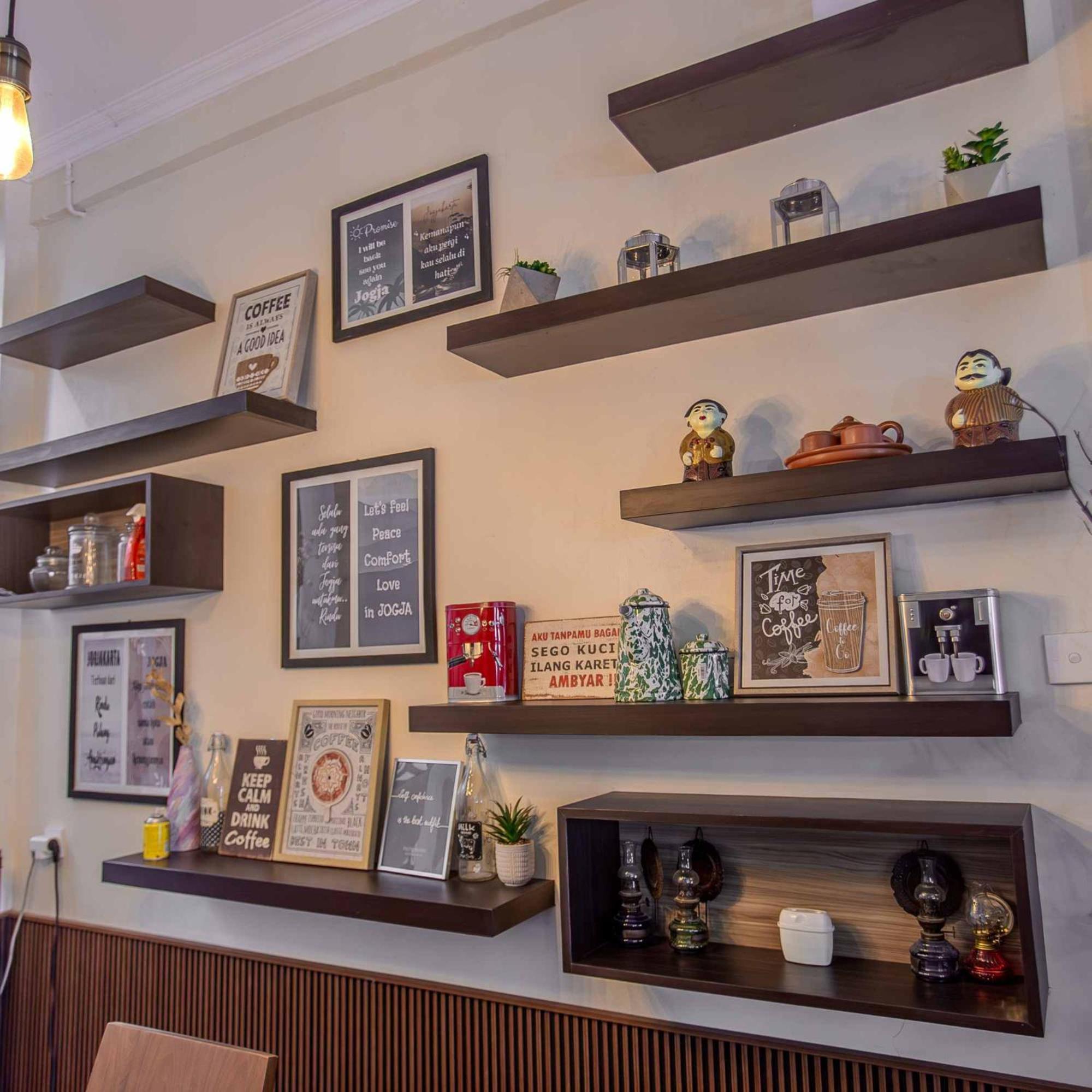 Inez Homestay Yogyakarta Exterior photo